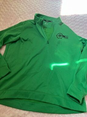 Nike golf Green Quarter-Zip Pullover with Black Logo